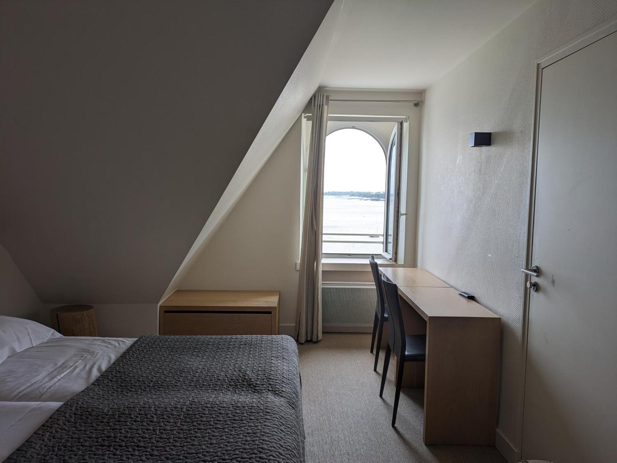 Chambres Breizh Cafe Cancale Bagian luar foto